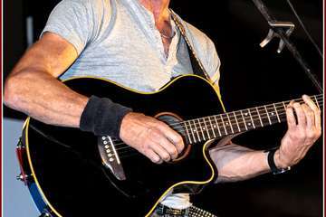 Cuatro cantautores animan la noche del viernes en La Garita/TA e Ildefonso Rodríguez.
